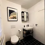 Charmantes - Fuer 2-4 Personen - Modern, Ruhig, Parkplatz * Пассау