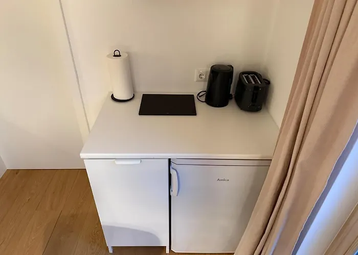 Charmantes - Fuer 2-4 Personen - Modern, Ruhig, Parkplatz Lejlighed