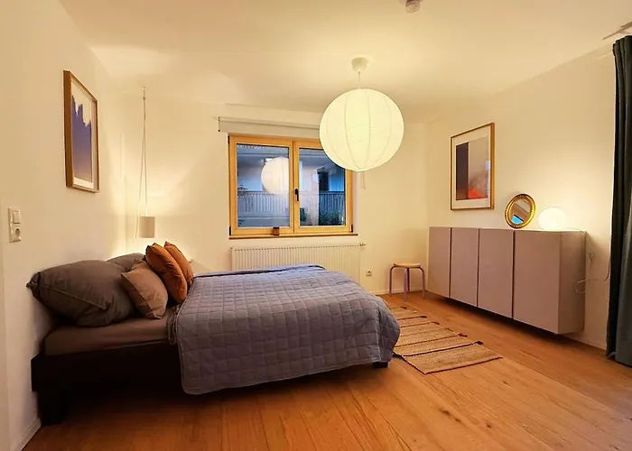 Charmantes - Fuer 2-4 Personen - Modern, Ruhig, Parkplatz * Passau